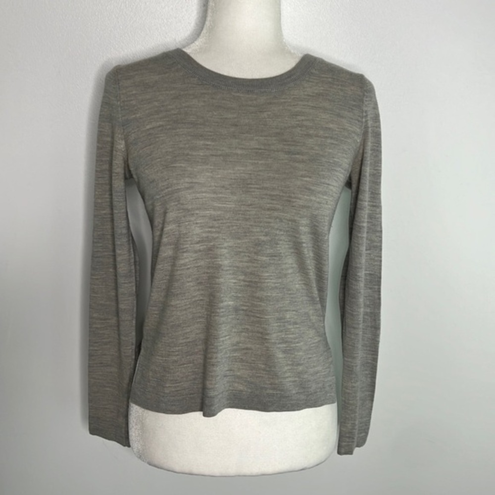 Ann Taylor heathered gray lightweight merino wool sweater, size small